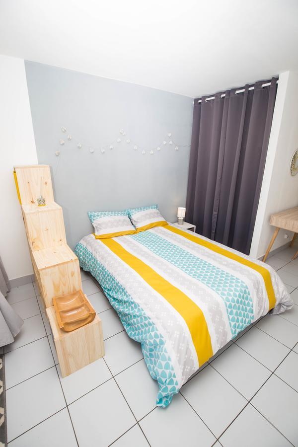 Apt 5 Min A Pied Centre Ville Saint-Gilles-les Bains Luaran gambar