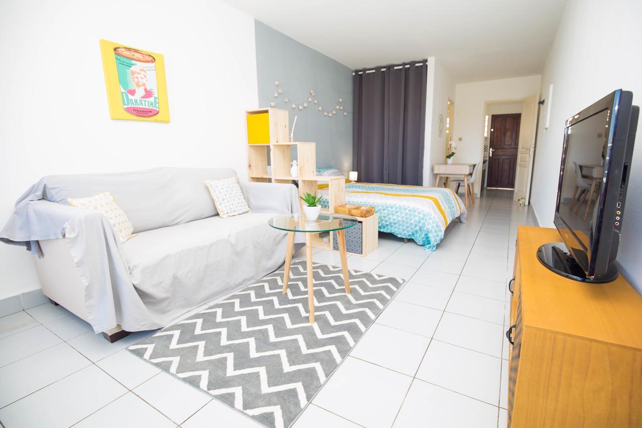 Apt 5 Min A Pied Centre Ville Saint-Gilles-les Bains Luaran gambar